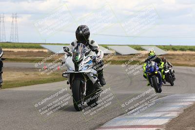 media/Apr-26-2024-TrackDaz (Fri) [[c4b677d280]]/C Group/140pm (Wheelie Bump)/